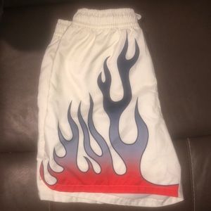 Mens Nike sport shorts, never worn